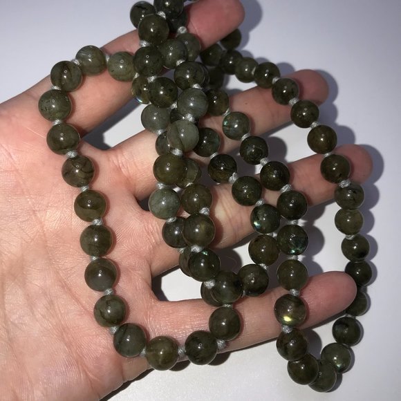 32" Labradorite And Silk Necklace - Picture 6 of 7